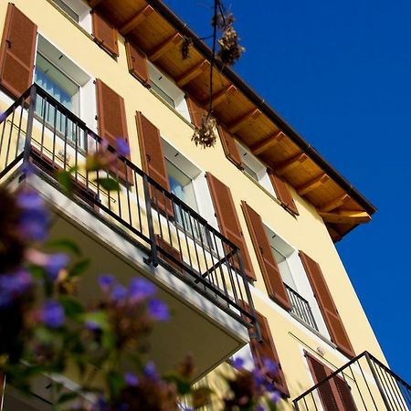 Lakefront Villa Del Pierangelo Cremia Exterior foto