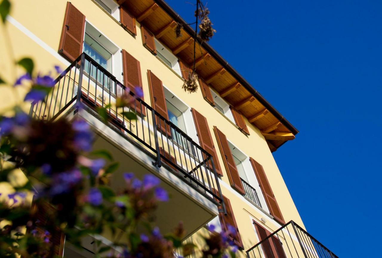 Lakefront Villa Del Pierangelo Cremia Exterior foto
